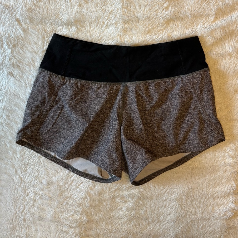 Lululemon Speed Up Low-Rise Lined Short 2.5” Size 2
